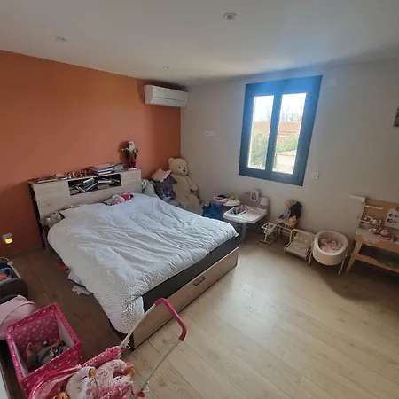 3 Faces Piscine Climatisee * Claira